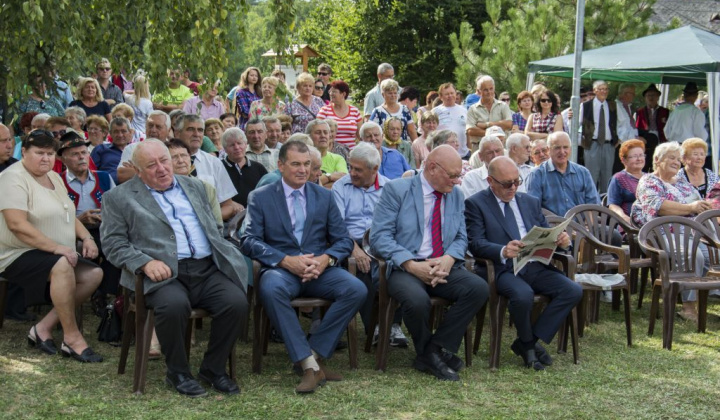 14. fotografia fotogalérie Odhalenie pamätníka padlým v 2. svetovej vojne